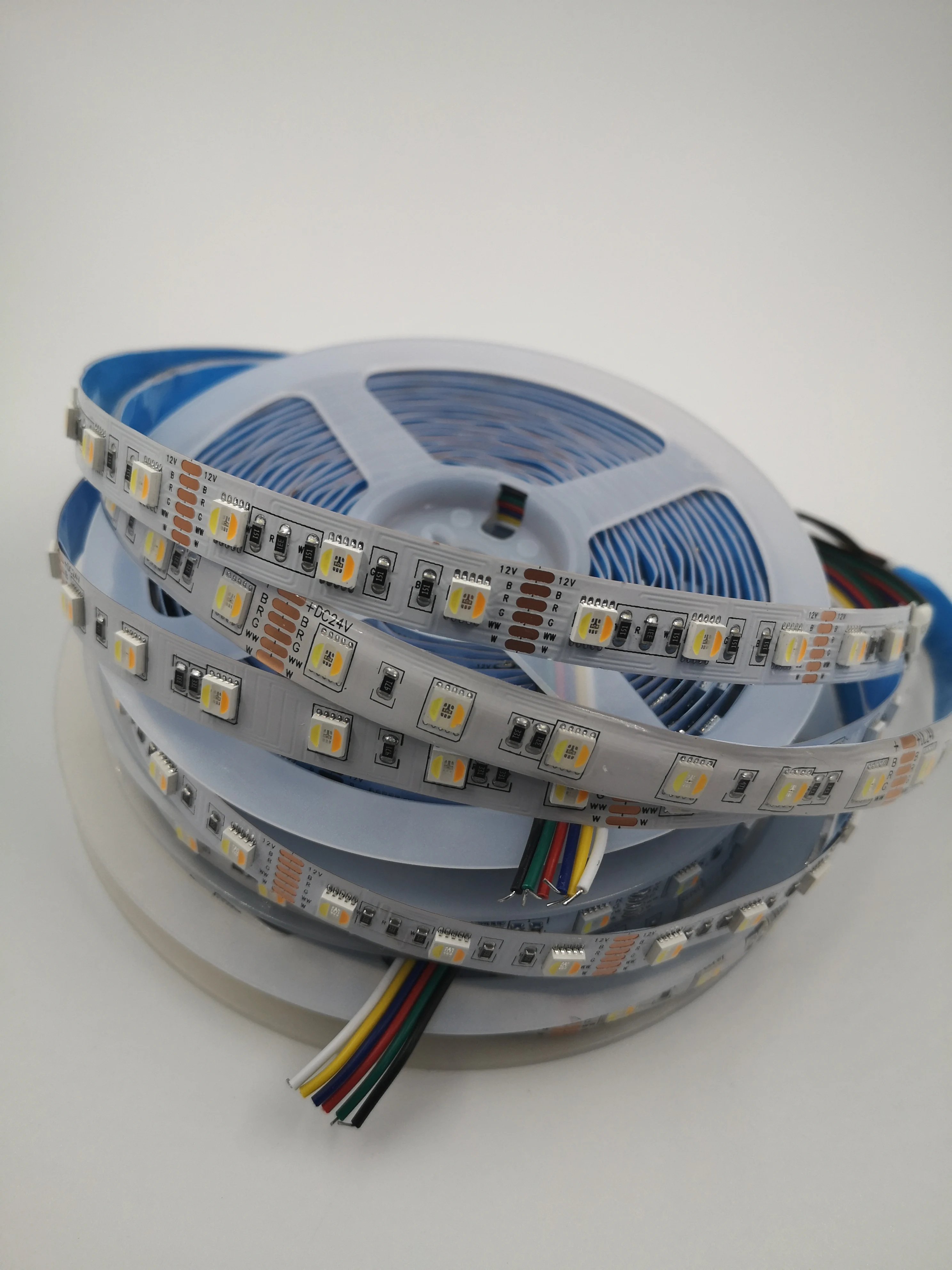Светодиодная светильник та 5050 SMD 5 в 1 CCT 12 В постоянного тока 24 В RGBCCT гибсветодиодный Светодиодная гибкая 60 светодиодов с чипом RGBCCT RGBW + WW гибкая светодиодная лента декоративное освещение