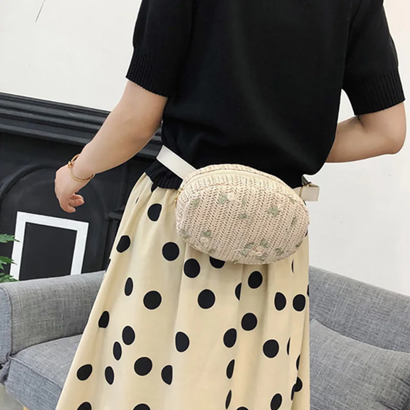 Женская сумка мессенджер с вышивкой кремового цвета|Сумки ручками| |