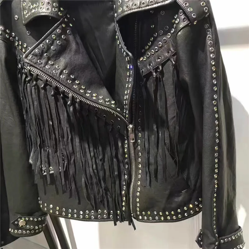 Женская кожаная куртка с кисточками из натуральной кожи |