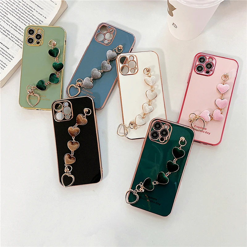 

Luxury Plated Gold Electroplated Love Heart Bracelet Phone Case For iPhone 12Pro MAX 11Pro 7 8 Plus XS MAX XR fashion Soft Cover