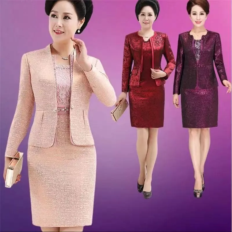 Комплект женской одежды из 2 предметов осенне-зимняя одежда среднего возраста