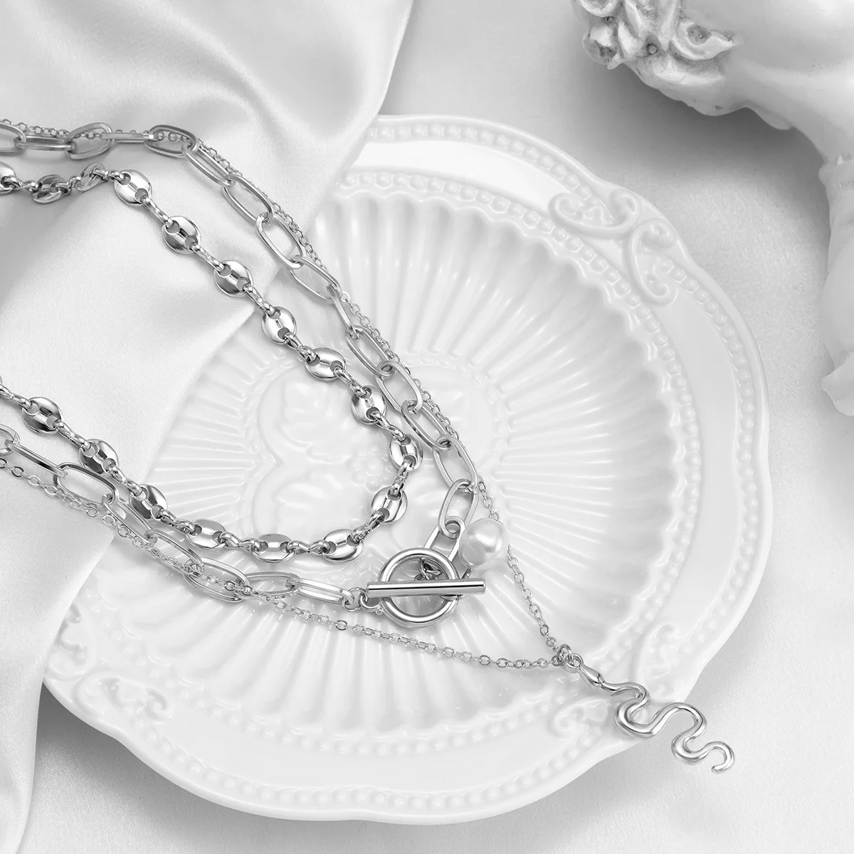 Минималистичное ожерелье в виде змеи для женщин двойное многослойное