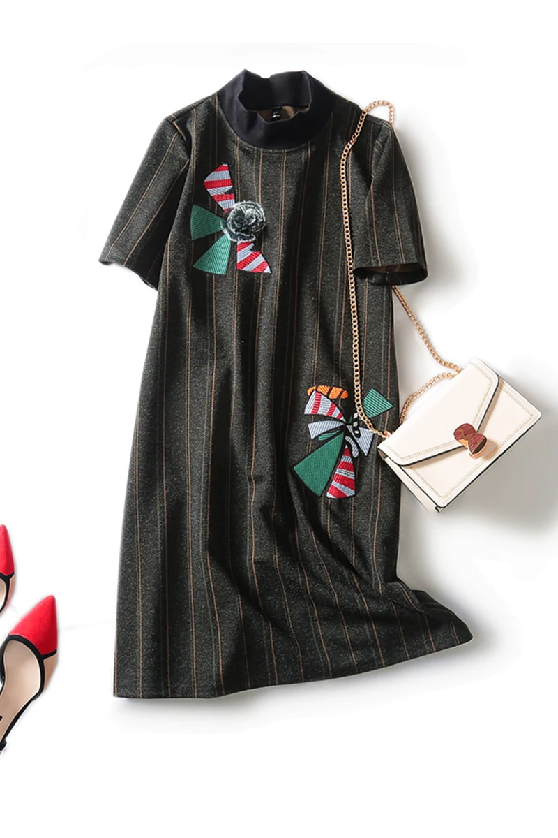 Осенне зимнее Фланелевое Нежное красивое платье в форме ветряной мельницы