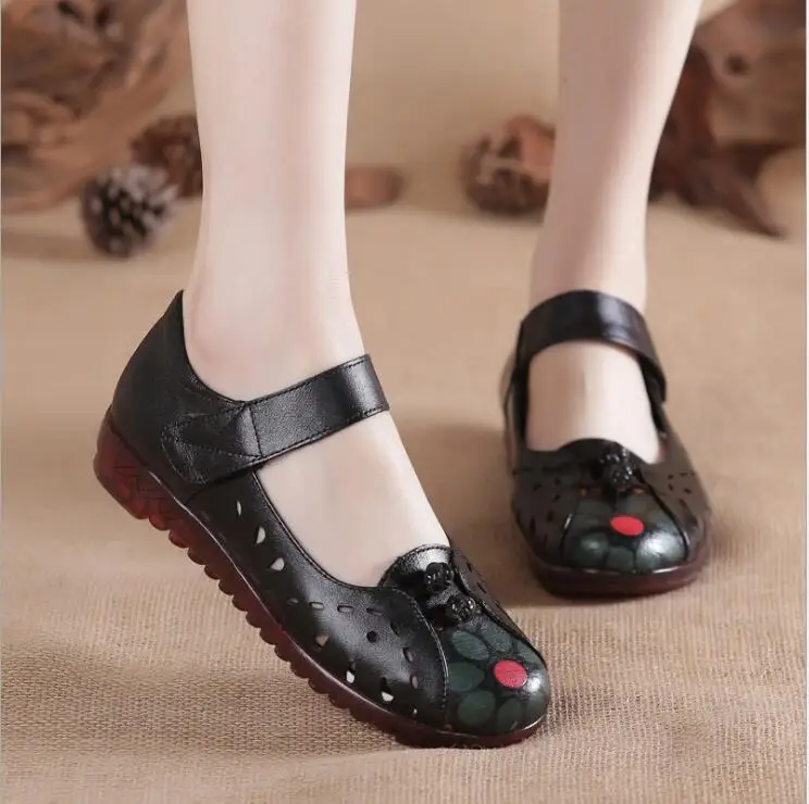 RUSHIMAN 2021 Summer Genuine Leather Breathable Soft Bottom Mother Shoes Retro Handmade Hollow Out Flat Shoes Zapatos Mujer