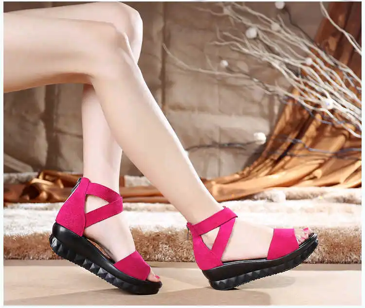 

Summer new thick bottom fish mouth flat bottom flat heel slope heel sandals medium heel muffin Roman 41-43 women's shoes