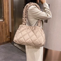 Womens Bag Large Capacity Winter Shoulder Bags for Women 2020 Trend Handbags Female Travel Totes Fashion Branded Lady Hand Bag