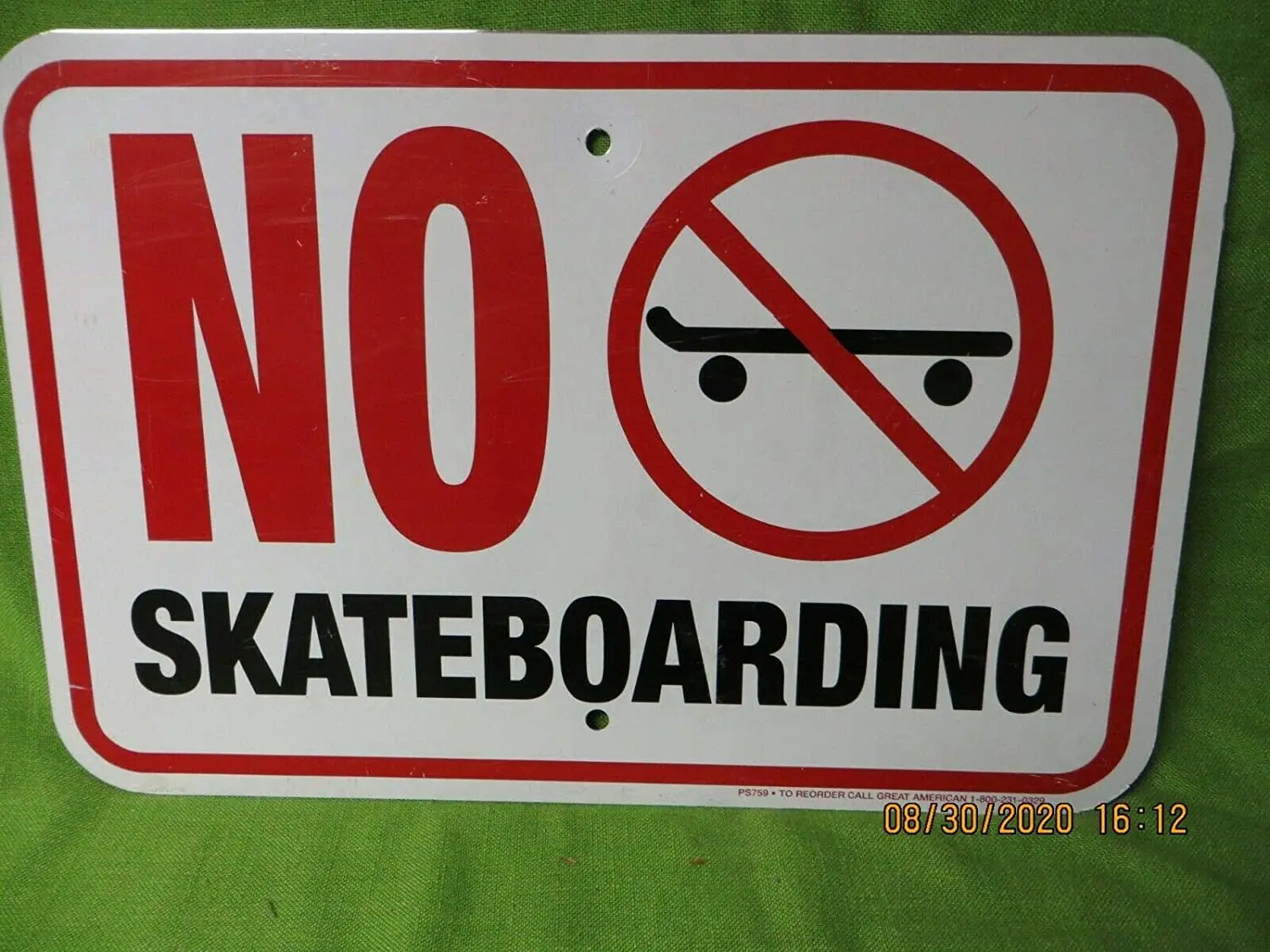 ZMKDLL No Skateboarding Metal Sign Vintage Pub Tin Sign Wall Decor 12