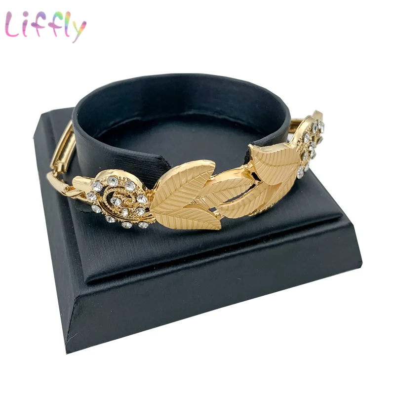 Модный комплект ювелирных изделий в африканском стиле Трендовое Открытое