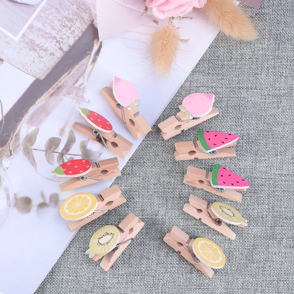 

10pcs Wooden Clips Mini Adorable Clothespins Photo Craft Clips with Hemp Rope for Hanging Photos Painting Artwork (A33)