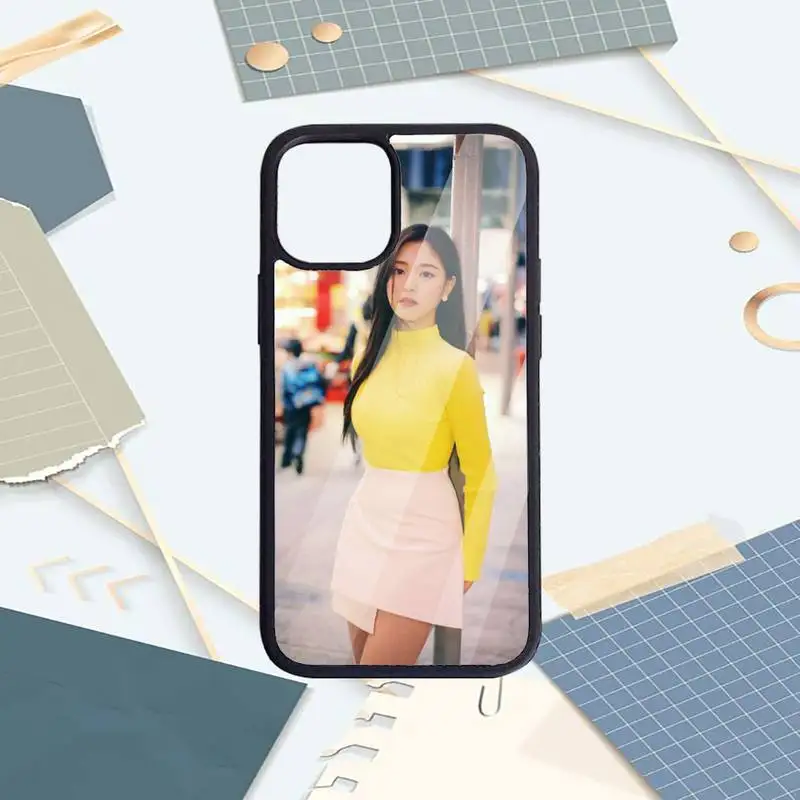 

Carcass Best Loona Hyunjin YVES Phone Case PC for iPhone 11 12 pro XS MAX 8 7 6 6S Plus X 5S SE 2020 XR