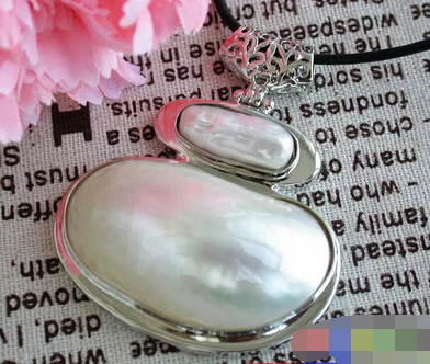 

free shipping Big 48mm white mabe keshi pearl necklace crescent pendant