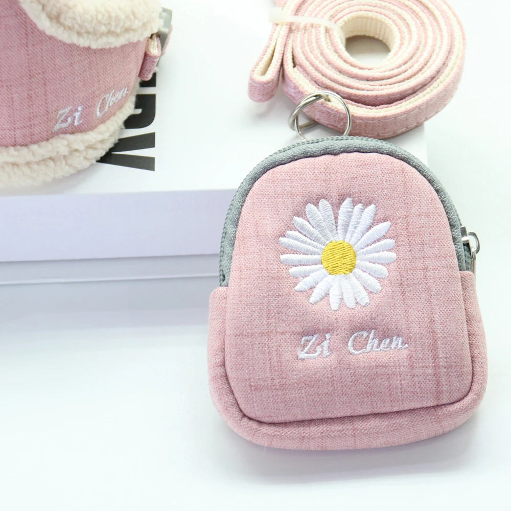 Поводок и шлейка для собак мягкая теплая с вышивкой маленьких средних жилет