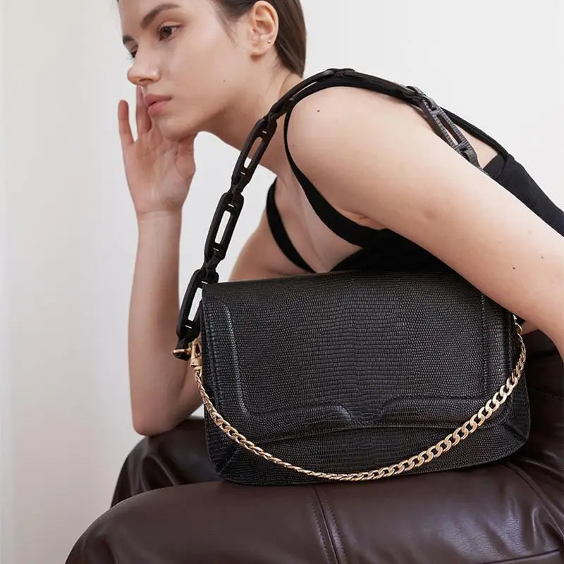 

Designer Hollow Thick Chian Women Shoulder bag Lizard Pattern Handbag Women's bag Large Capacity Square Crossbody bags for women