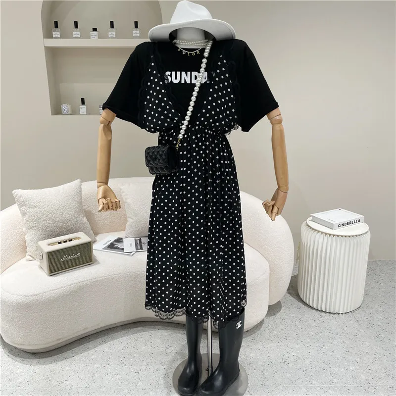 

Women's Spring Summer 2021 Fashion Temperament V-neck Lace bubble sleeve Polka Dot Dress