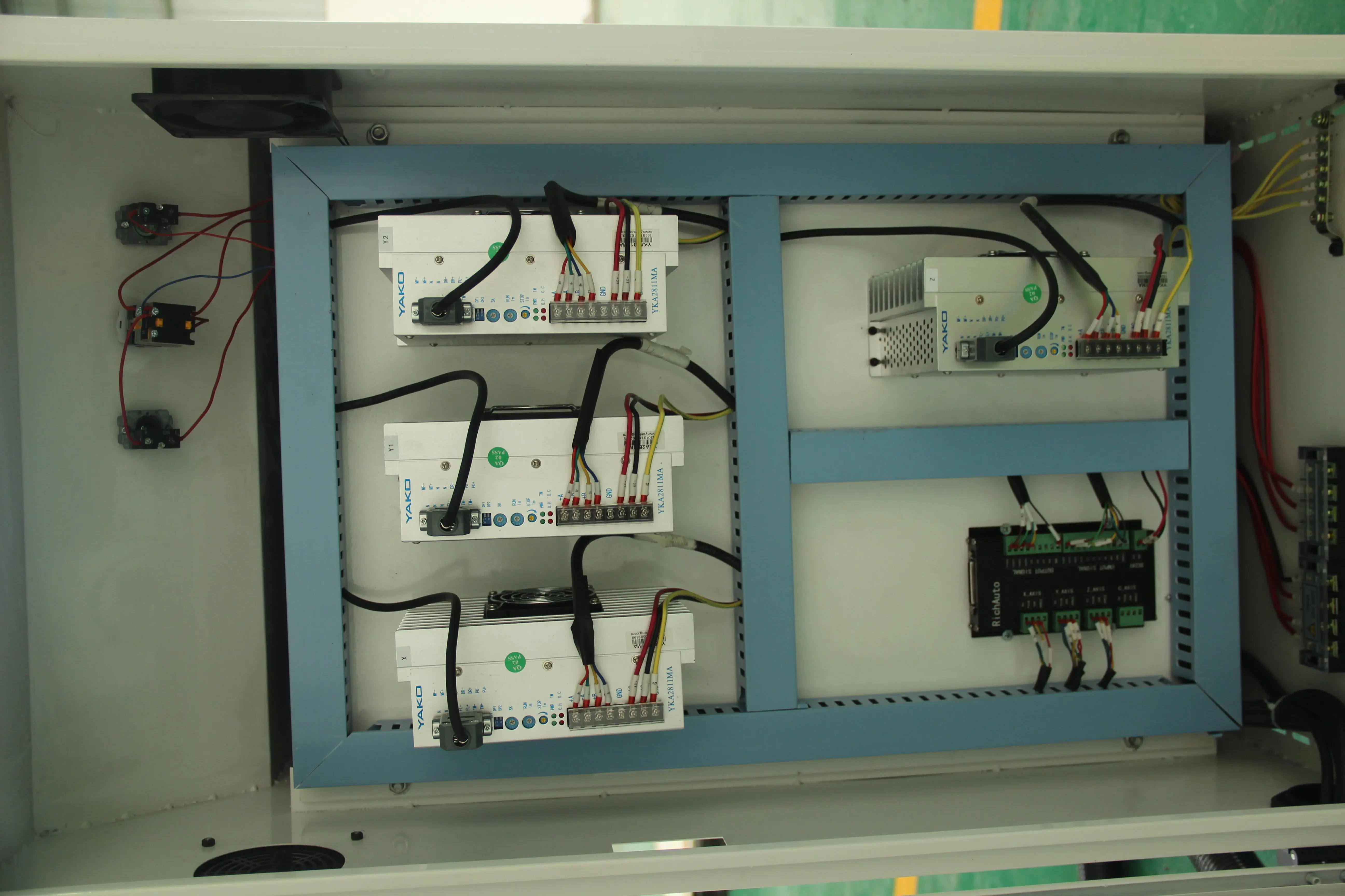 

New design Top CNC CNC Router 3Axis CNC Engraving Machine 3D Wood Router Wood Carving Machine Acrylics cutting table Price