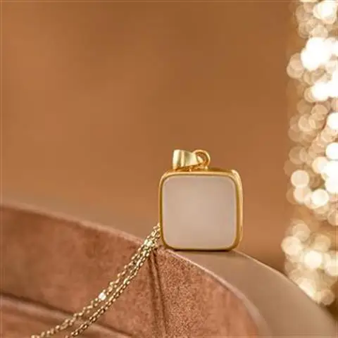

Original S925 Sterling Silver Gilding Natural Hetian Jade White Jade Simple Fashion Style Lady Temperament Pendant