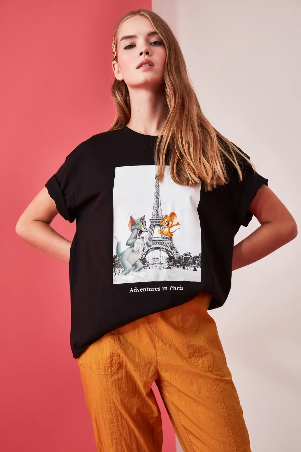 Трикотажная футболка бойфренд с лицензированным принтом Том и Джерри