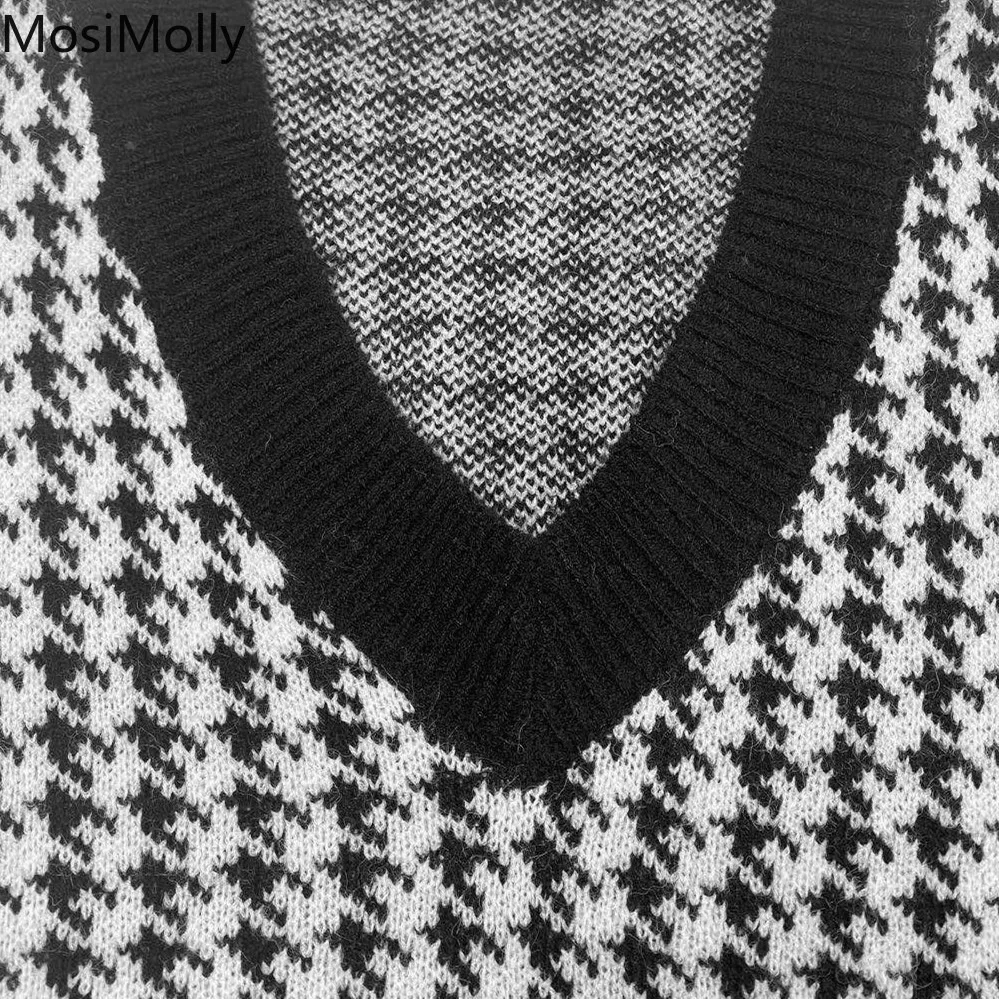 

MosiMolly 2021 A/W Plaid Sweater Vest Women v neck Vintage Houndstooth Sleeveless Vest Sweater Pullovers Knits Jumper Vest