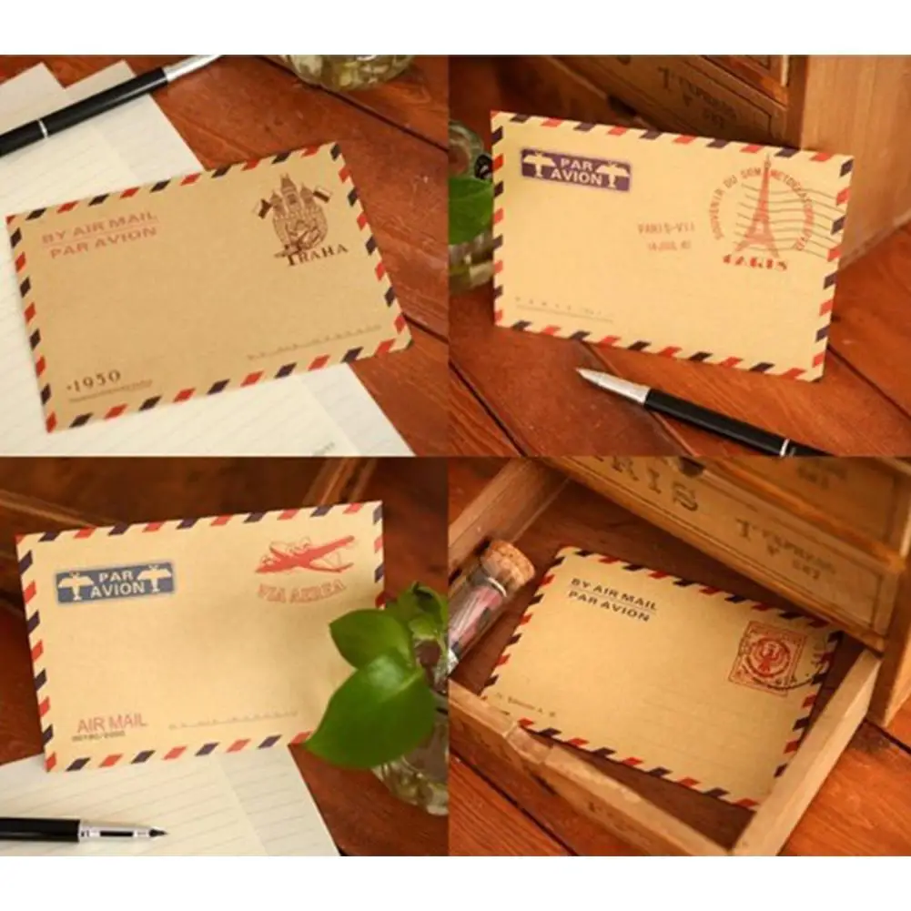 

Mini Retro Kraft Paper Envelope Random Style