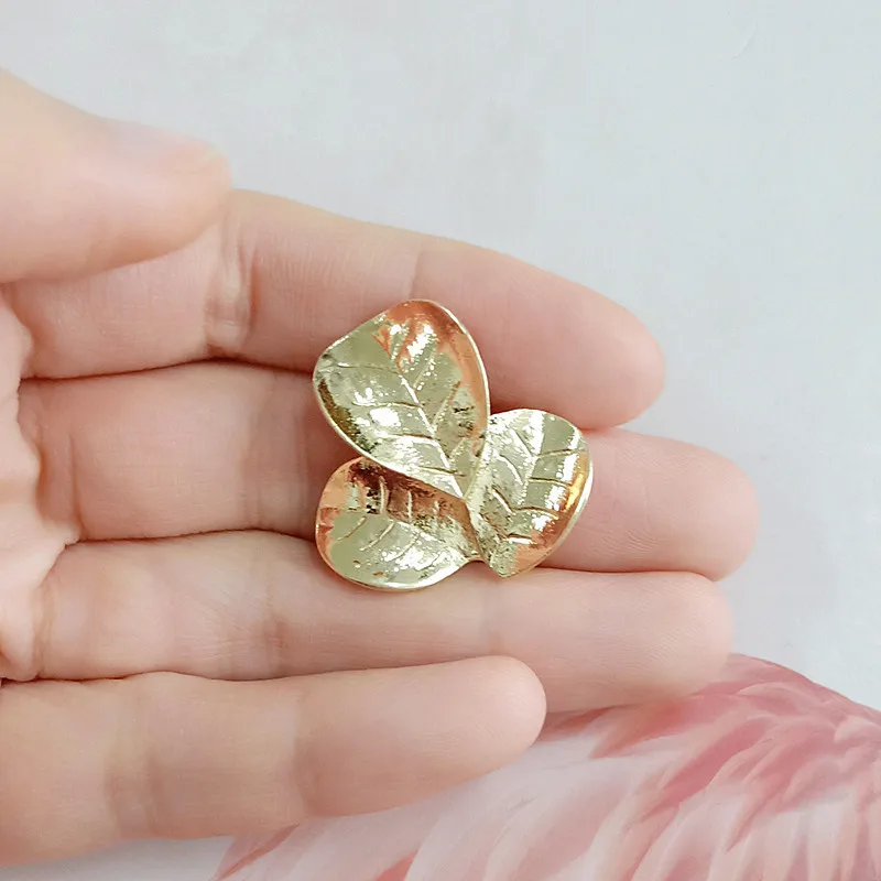 50 шт., подвески в виде листьев, 26 х27 мм