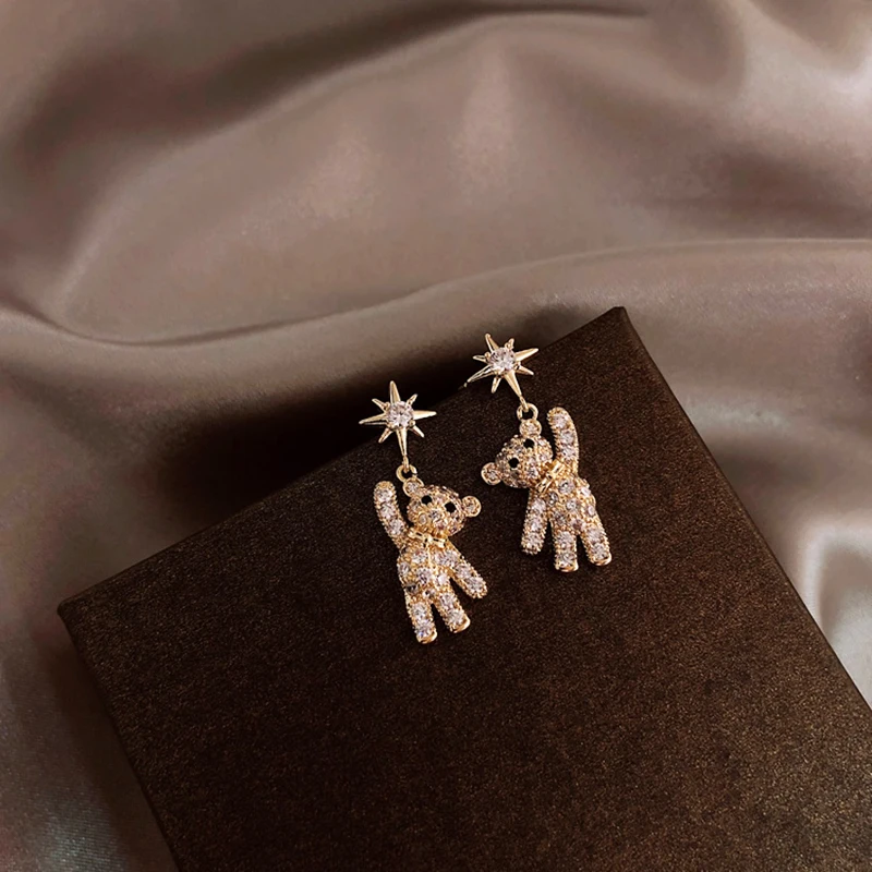

Sweet Girl Cute Zircon Bear Gold Earrings Fashion Gothic Jewelry For Woman Party Girl's Sexy Luxury Earrings For Student Gift