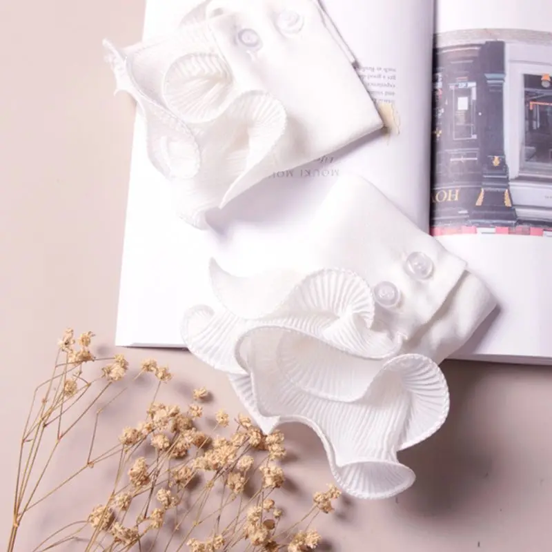 

Korean Ladies Autumn Decorated Horn Cuffs Fake Sleeves Double Layer Pleated Agaric Ruffles Sweater Wrist Warmers