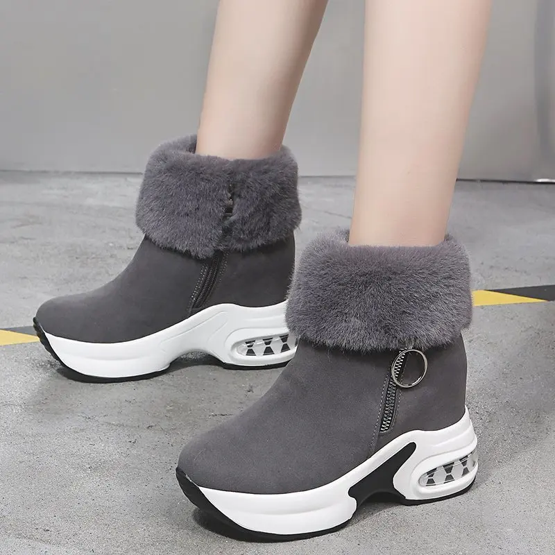

winter heel women's Children of boots 2020 new short medium boots with warm and increased inner short boots, cotton