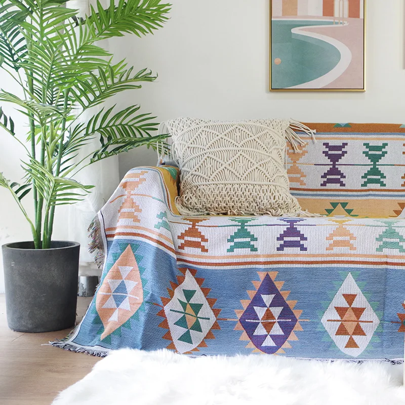 Двухстороннее одеяло с геометрическим принтом плетеный чехол для дивана