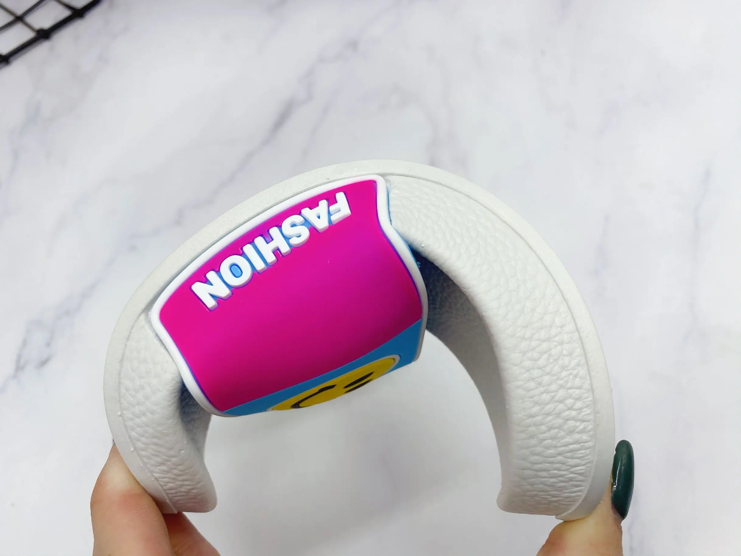 Милые домашние тапочки со смайликом Модные для мальчиков и девочек Домашние