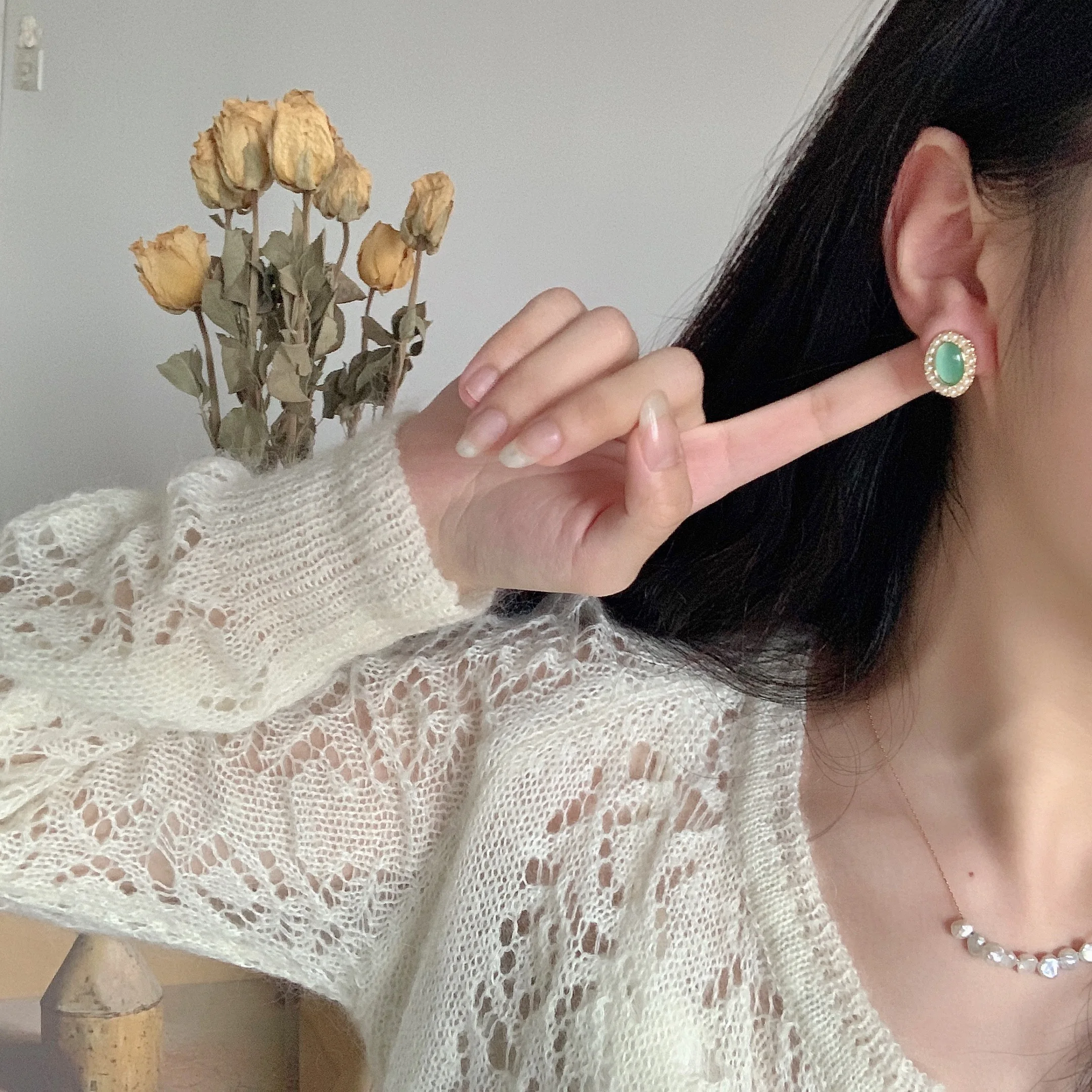

Fashionable ladies earrings 925 silver material 2021 new retro style luxury high-end jewelry the best gift for anniversary