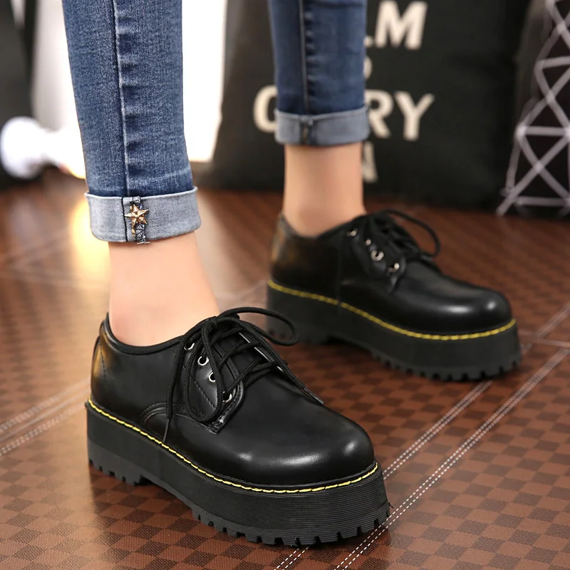 

2020 Casual Shoes Women Breathable Vulcanized Shoes Light Platform Leisure Sneakers Chaussures Casual breathable leather shoes