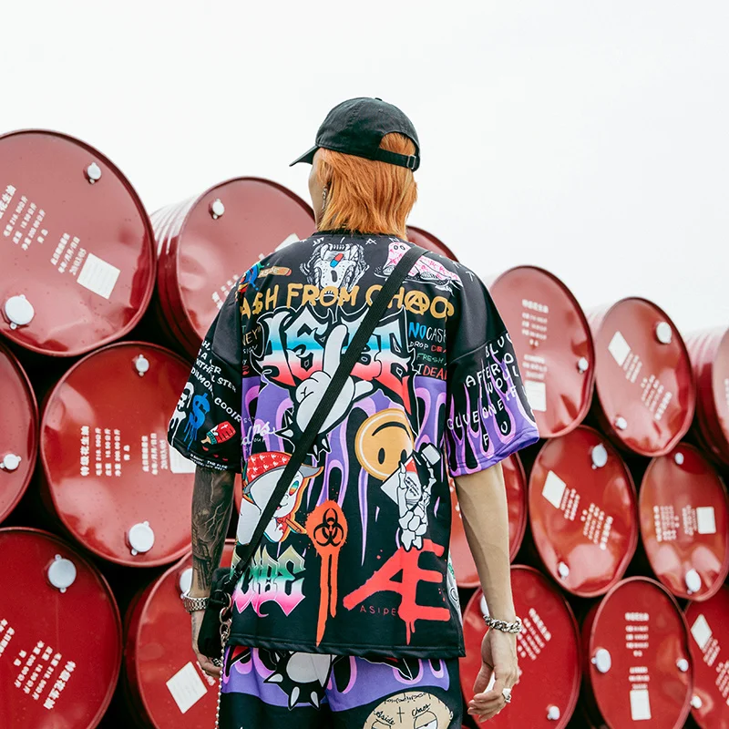 

Summer Streetwear Shorts Men Cartoon Anime Printed Graffiti Pattern Hip Hop Cotton Shorts Rapper Rock Japan Korean Sport Suit