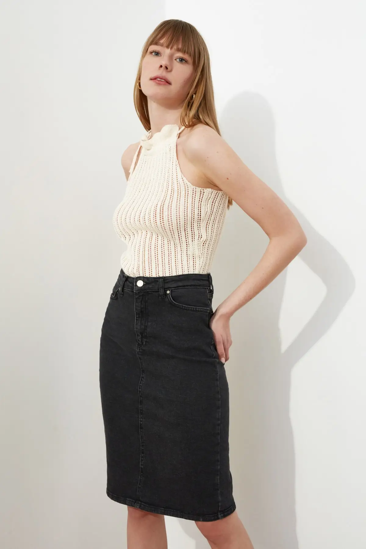 

Trendyol Midi Denim Skirt TWOSS21ET0297