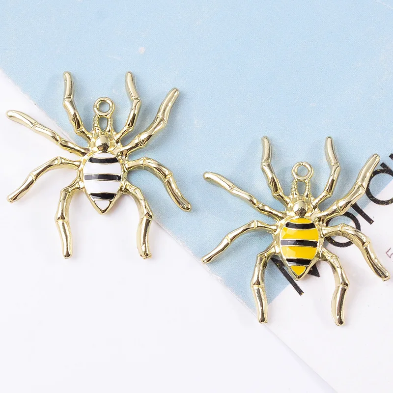 30pcs New alloy Enamel Black and white butter big spider insect brooch pendant mobile phone case decorative material