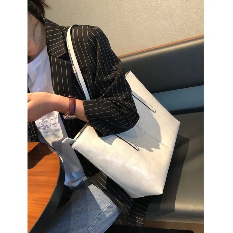 

2021 Large Capacity Women Bags Genuine Cowhide Shoulder Bags Solid Color Tote Bag Fashion Women's Messenger Bag Leather Handbags