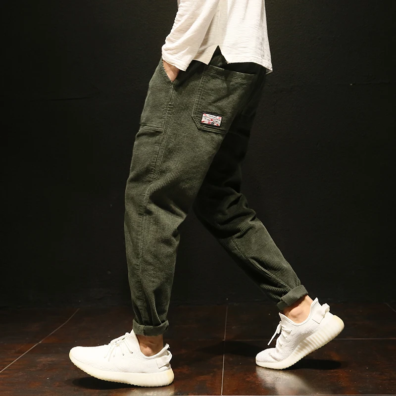 

Korean Style Fashion Men Jeans Loose Fit Autumn Newly Designer Hip Hop Wide Leg Tapered Trousers Casual Corduroy Harem Pants