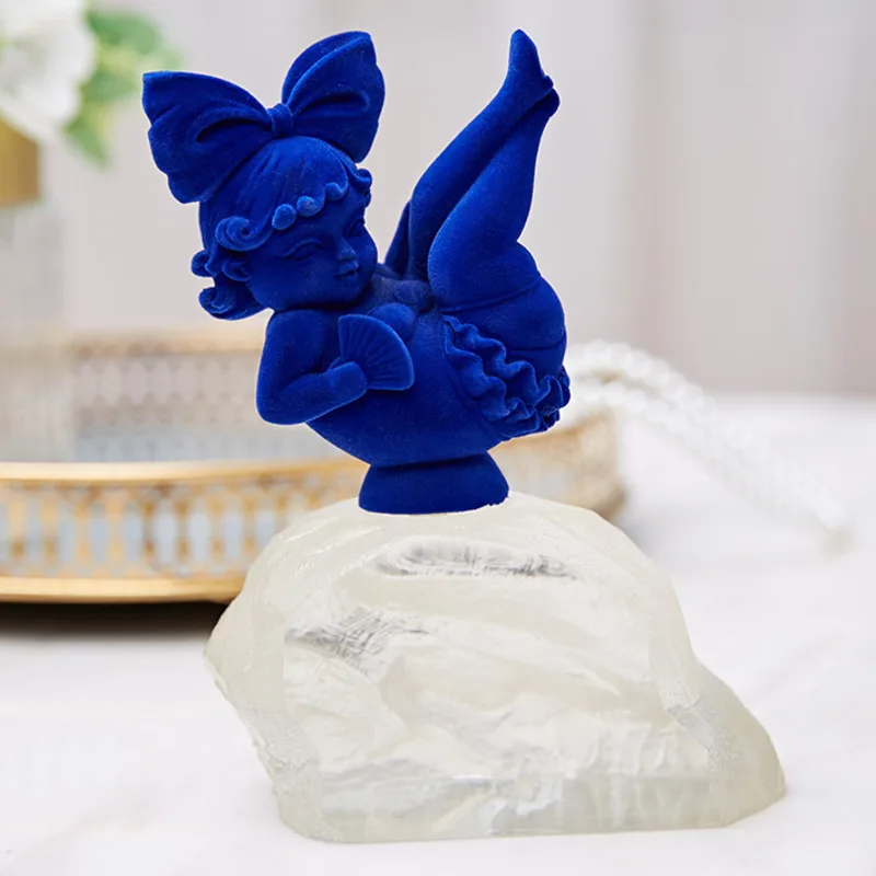 

Милая девушка, Мультяшные статуи, украшения для стола, поверхность, флокированные полимерные фигурки, темно-синие поделки, украшение детско...