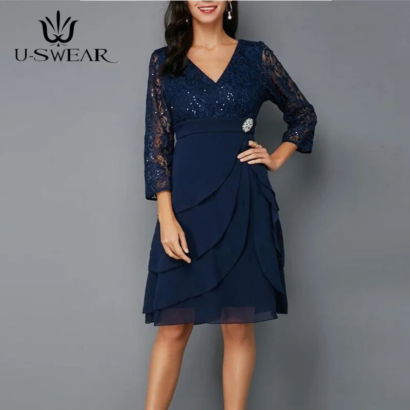 

Navy Blue Short Mother of The Bride Dresses Chiffon V-neck Lace Three Quarter Sleeves Mother Wedding Party Gowns Elegant Dress