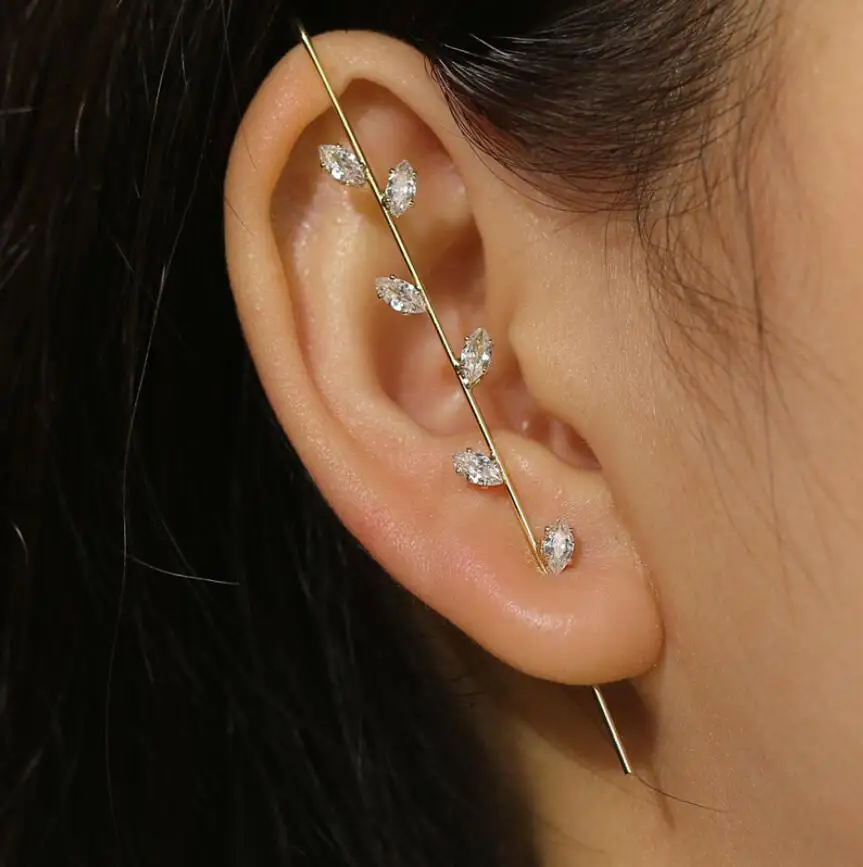 

Women's Lightning Zirconia Climber Earrings Jewelry Gift Pearl Earrings Bohemian Wedding Ear Wrapped Crawler-style Hook Earrings