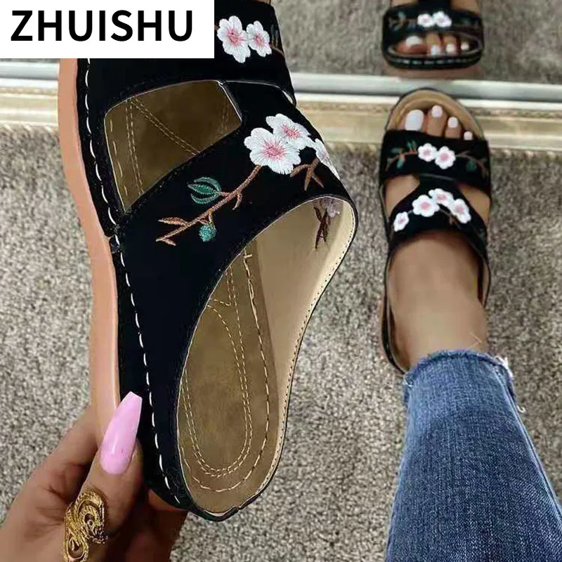 

Fashion Embroider Soft Slippers Women Summer Open Toe Flock Comfortable Beach Sandals Mujer 2021 Outdoor Platform Slippers
