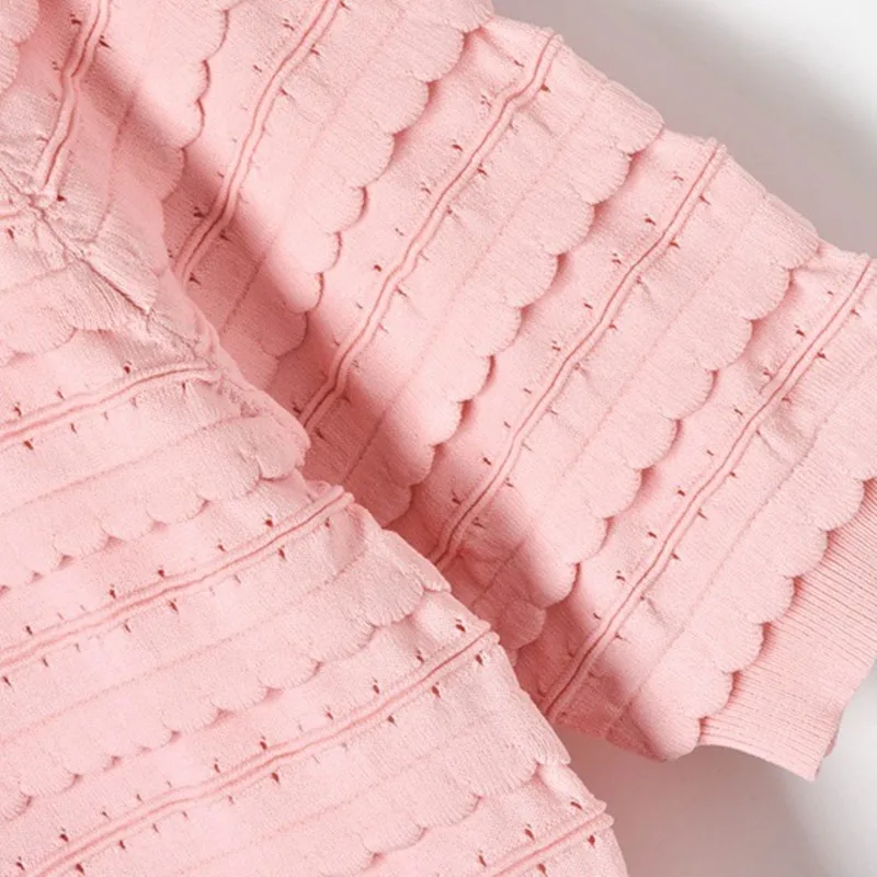 

2021 Summer New Pink Three-Dimensional Corrugated Lace Short Sleeved Knitted T-Shirt + A-Line Skirt Suit C-100