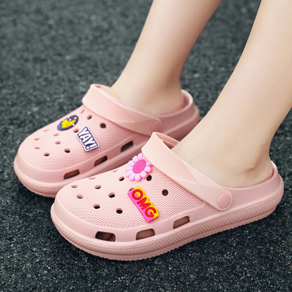 

NEW SUMMER WOMEN BEACH SANDALS 14-23 YEARS TEEN GIRLS FEMALE SHOES EVA INJECTION CLOGS PVC TOP DESIGN NON-SLIP