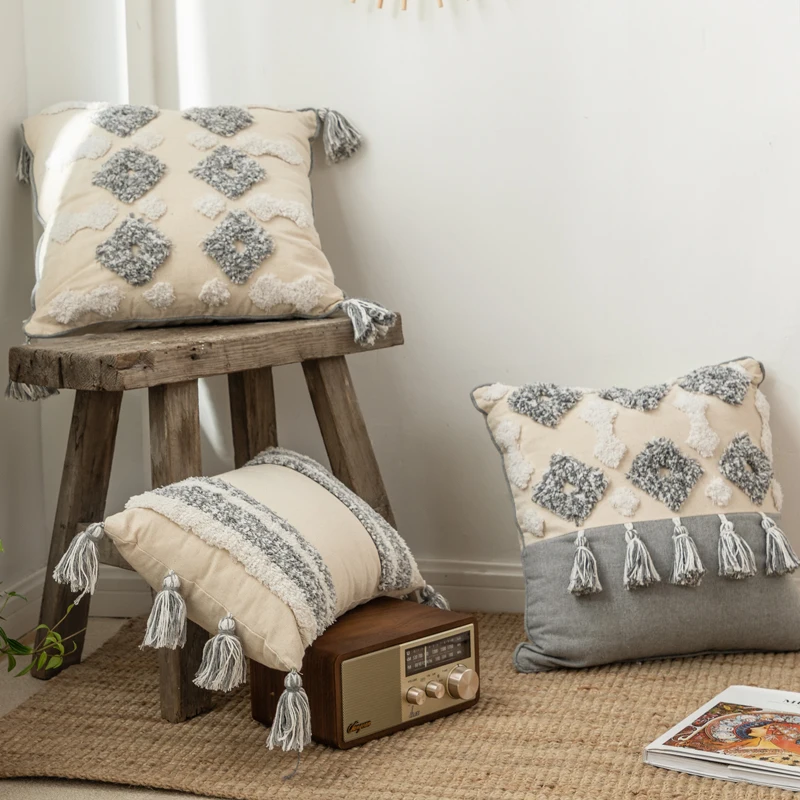 

Moroccan Style Cushion Cover Tufted Tassel Handmade Neutral Decorative Pillow Cover 45x45cm / 30x50cm Gray Ivory Diamond Stripes