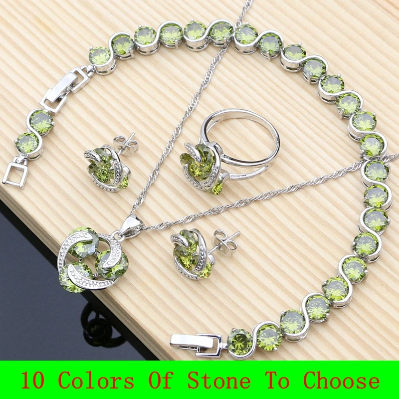 

Женский ювелирный комплект из колье, серёг и кольца, с оливковым топазом