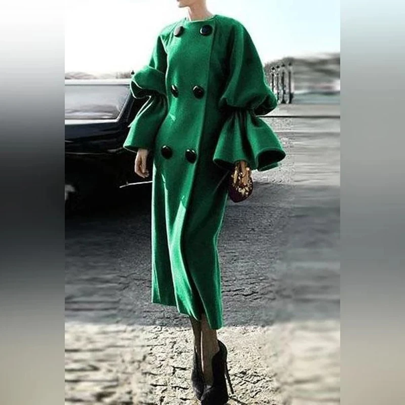 Женское Прямое пальто на пуговицах зеленое с круглым вырезом и рукавами