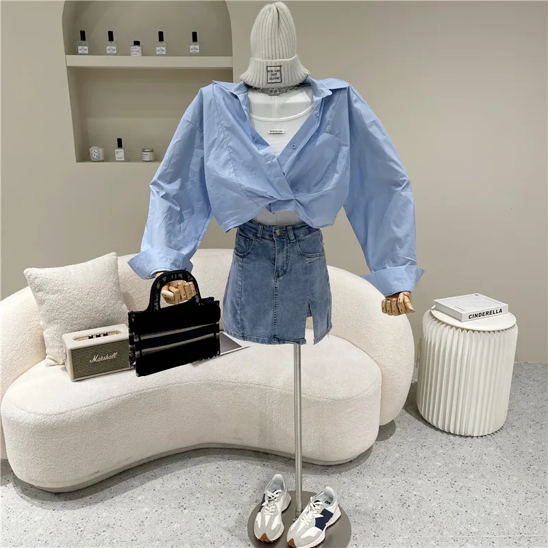 

Women's Spring Summer 2021 Niche Design Fashion Thin White Shirt Simple Top + Label Suspender Vest Two Piece Set