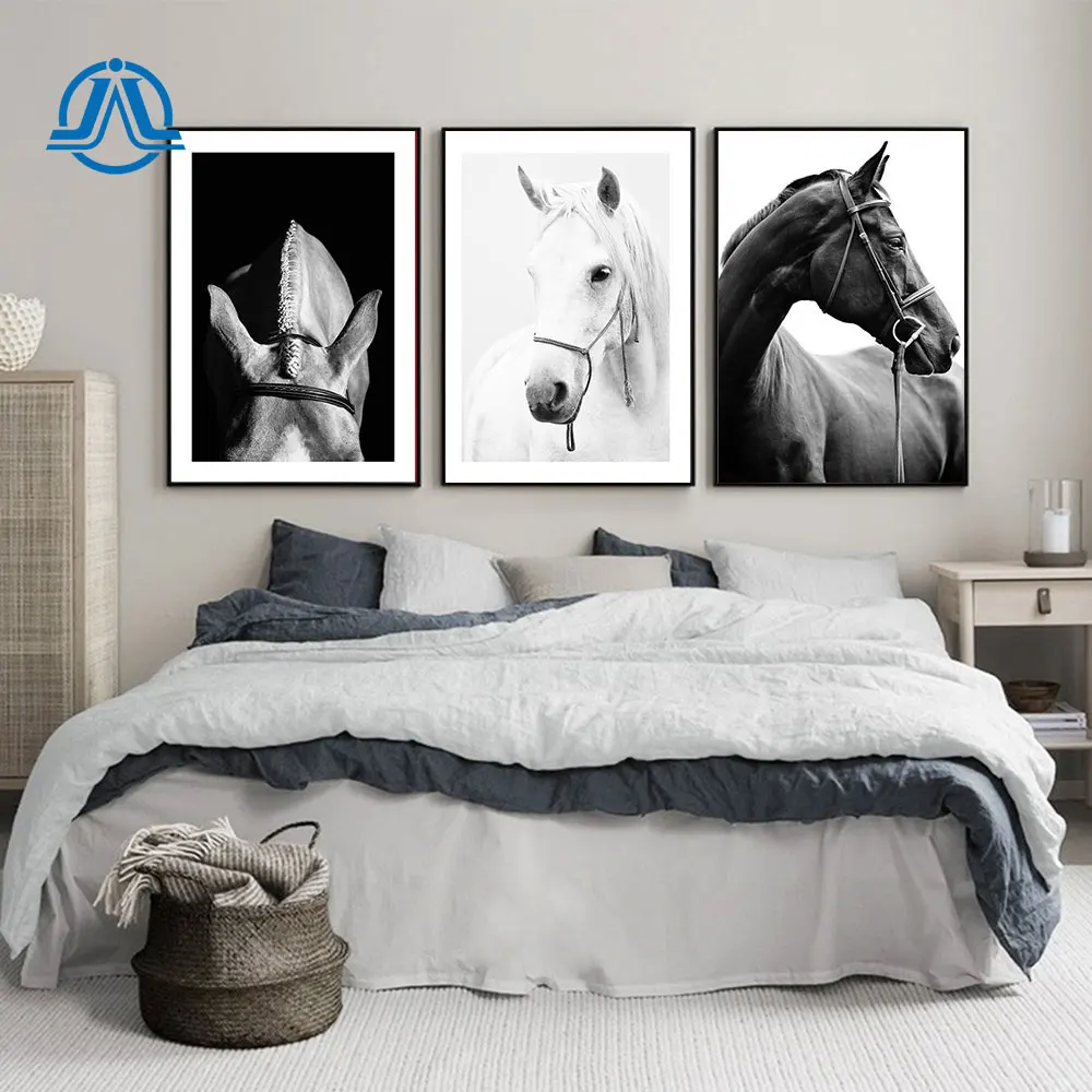 

Black And White Horse Art Poster Fashion Canvas Painting Nordic Style Modern Picture For Living Room On The Wall Home Decoration