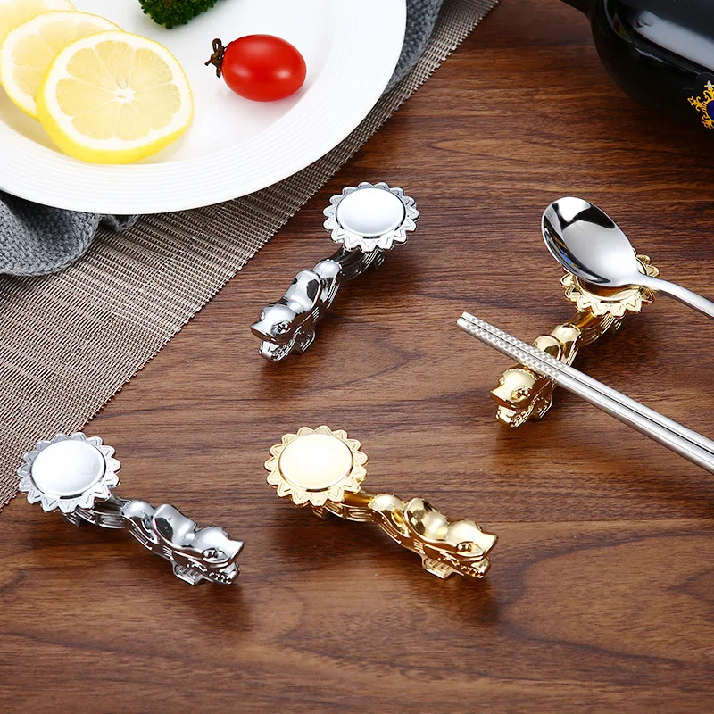 

Zinc Alloy Chopstick Holder Dragon-shaped Chopstick Holder Golden Japanese Wedding Stainless Steel Chopstick Holder Tableware