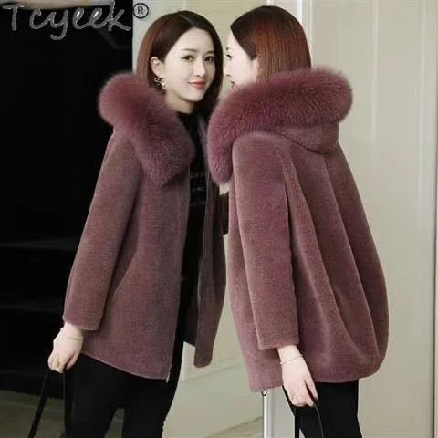 Женское зимнее пальто с капюшоном и воротником из натурального Лисьего меха 2022