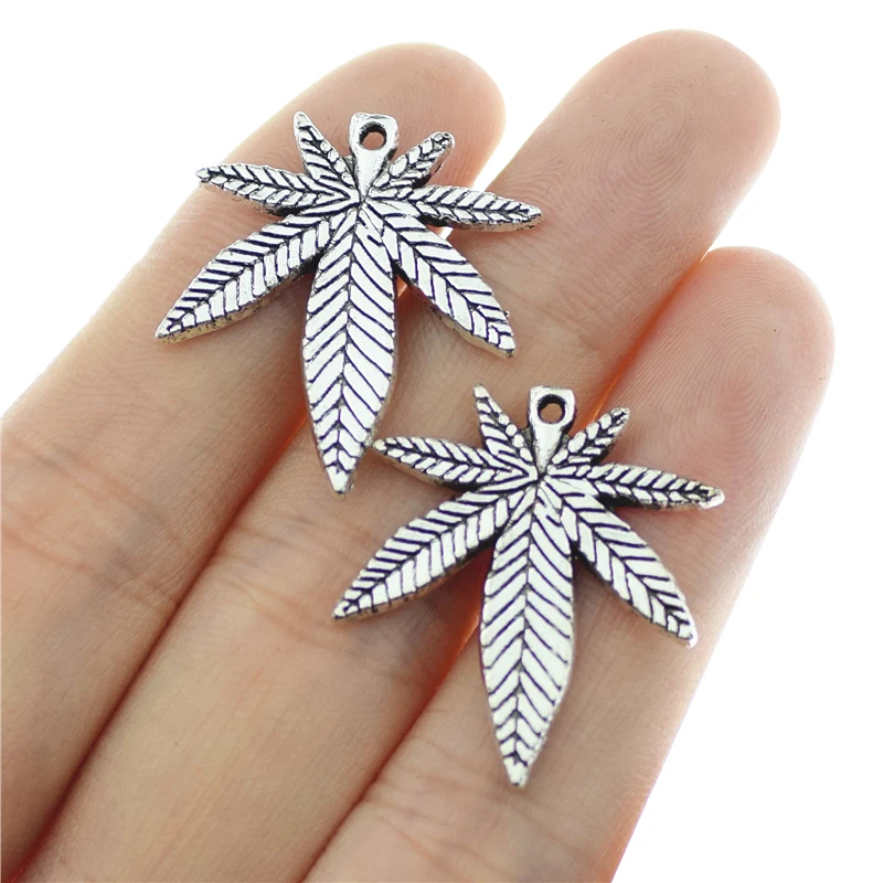 

8pcs 25x22mm Charms Maple Leaf Leaves Tibetan Silver Color Pendants Antique Jewelry Making DIY Handmade Craft
